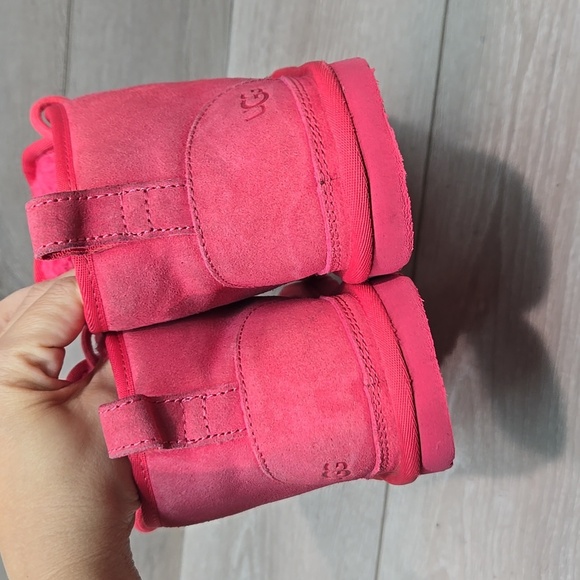 UGG Australia Wome Pink Suede Ankle Boots Sheepskin Shoes Sz 6 - Picture 6 of 13